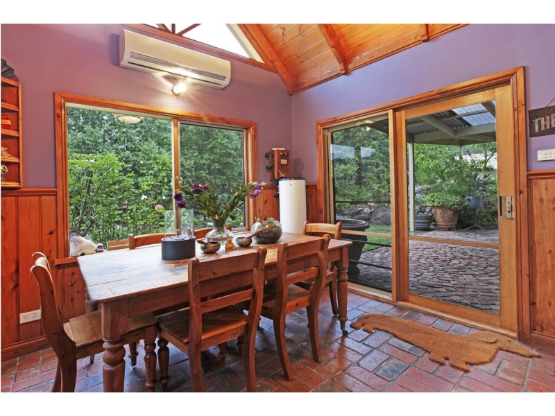 2380 Ballan-Geelong Road, Anakie VIC 3221