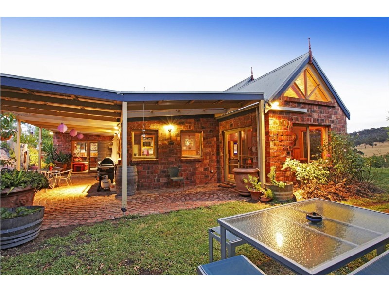 2380 Ballan-Geelong Road, Anakie VIC 3221