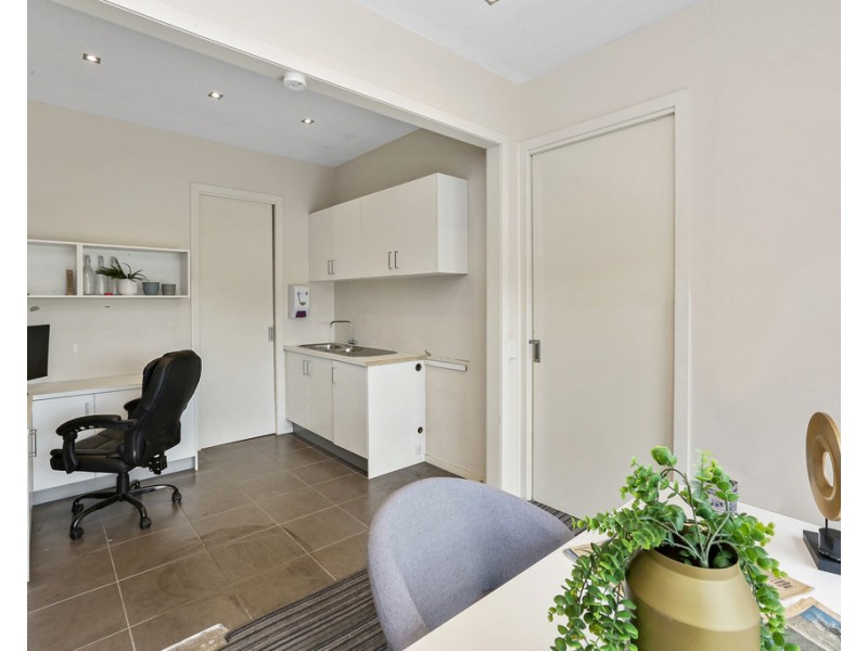 124 Eastlakes Boulevard, Lara VIC 3212