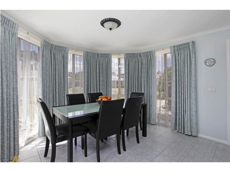 1 Galileo Close, Lara VIC 3212