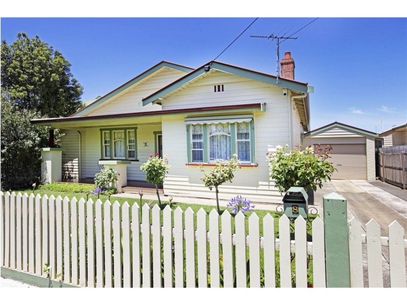 8 Bay Street, Rippleside VIC 3215