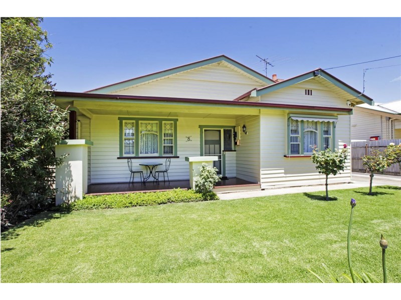 8 Bay Street, Rippleside VIC 3215