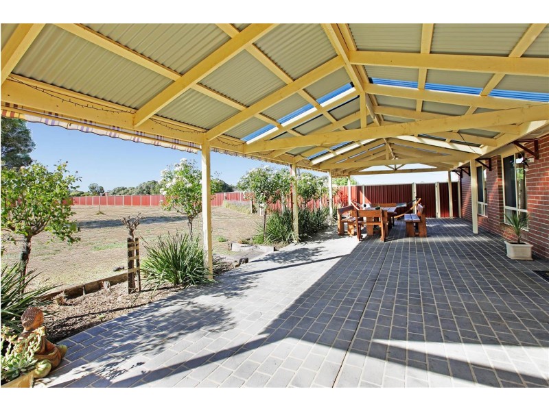 60 Gebbies Road, Lara VIC 3212