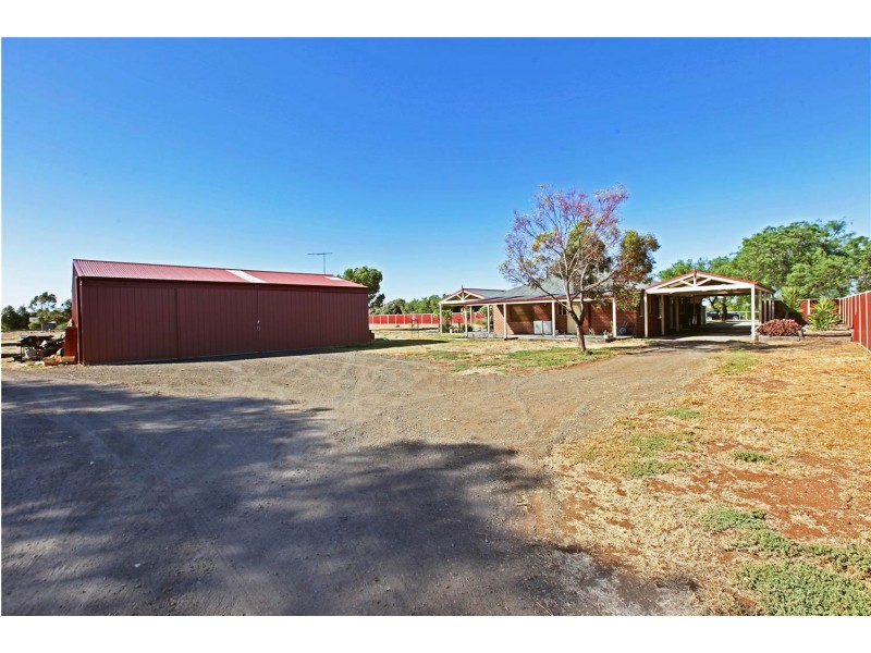 60 Gebbies Road, Lara VIC 3212