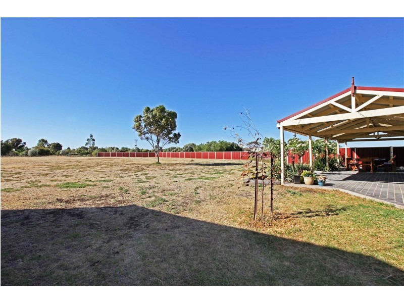 60 Gebbies Road, Lara VIC 3212