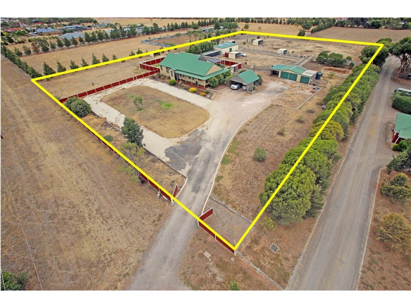 175 McClelland Avenue, Lara VIC 3212