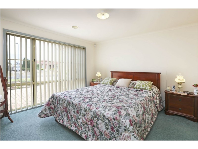 27-28 Sparrow Court, Lara VIC 3212