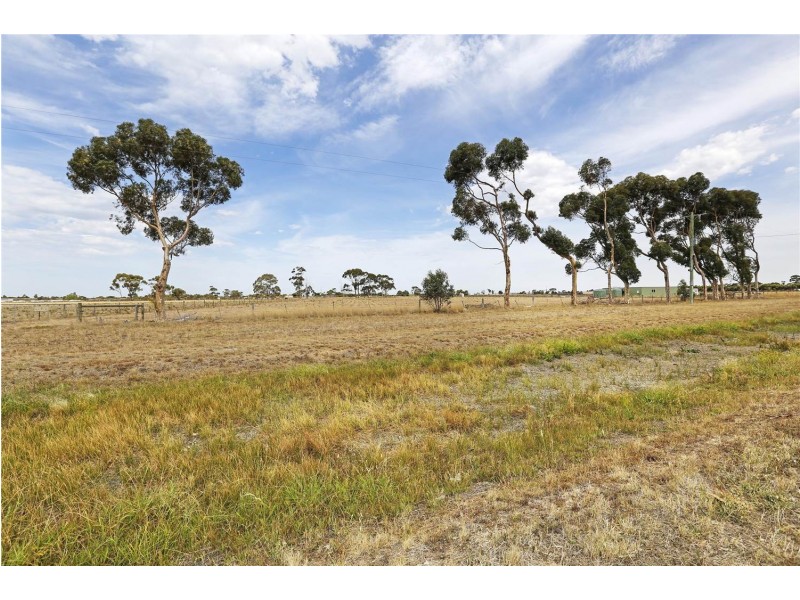 170 Old Melbourne Road, Lara VIC 3212