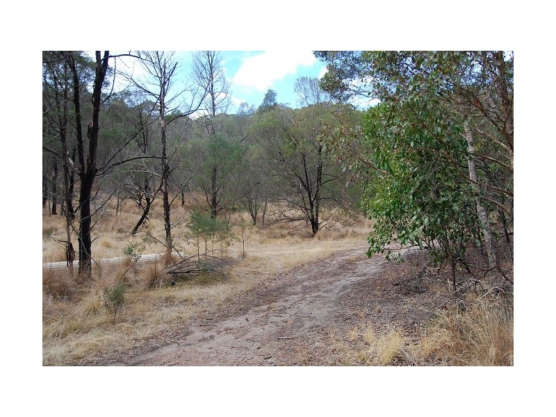 CA 38 D Clarkes Road, Anakie VIC 3221