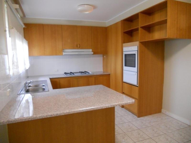 17 Helms Street, Newcomb VIC 3219