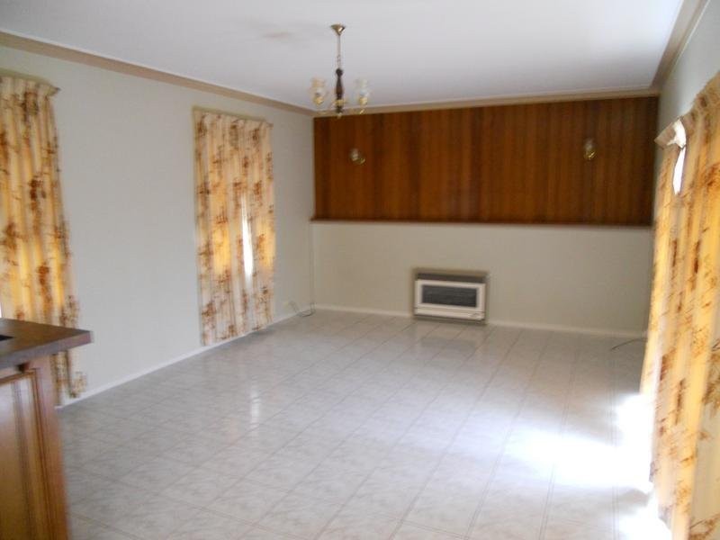 17 Helms Street, Newcomb VIC 3219