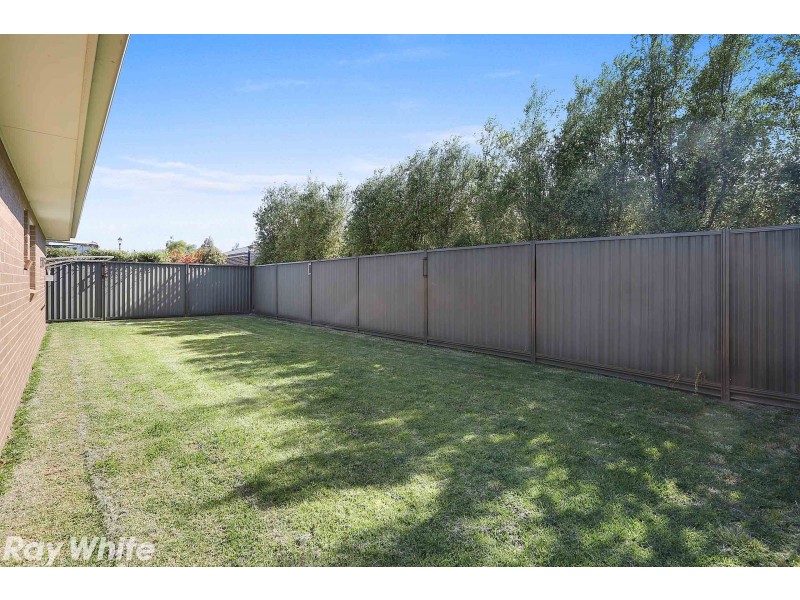 13 Springwater Drive, Lara VIC 3212