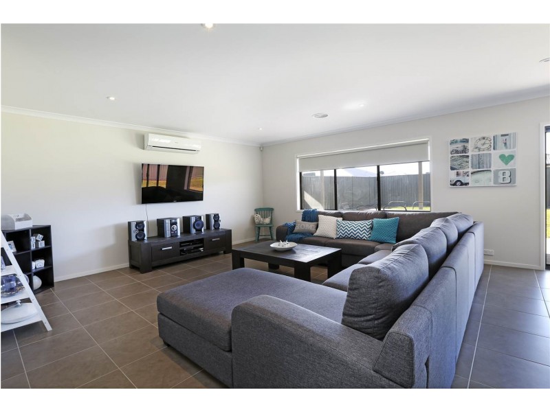 10 Crake Court, Lara VIC 3212