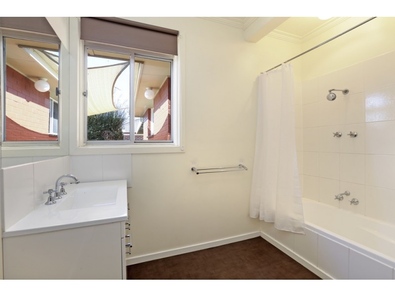 34 Curletts Road, Lara VIC 3212