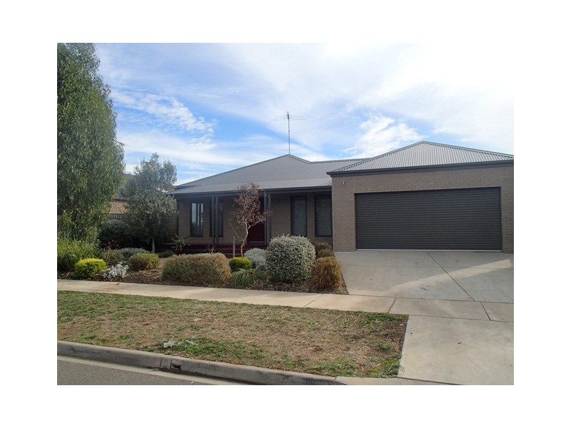 6 Barbara Drive, Lara VIC 3212