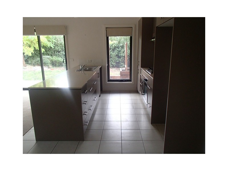 6 Barbara Drive, Lara VIC 3212