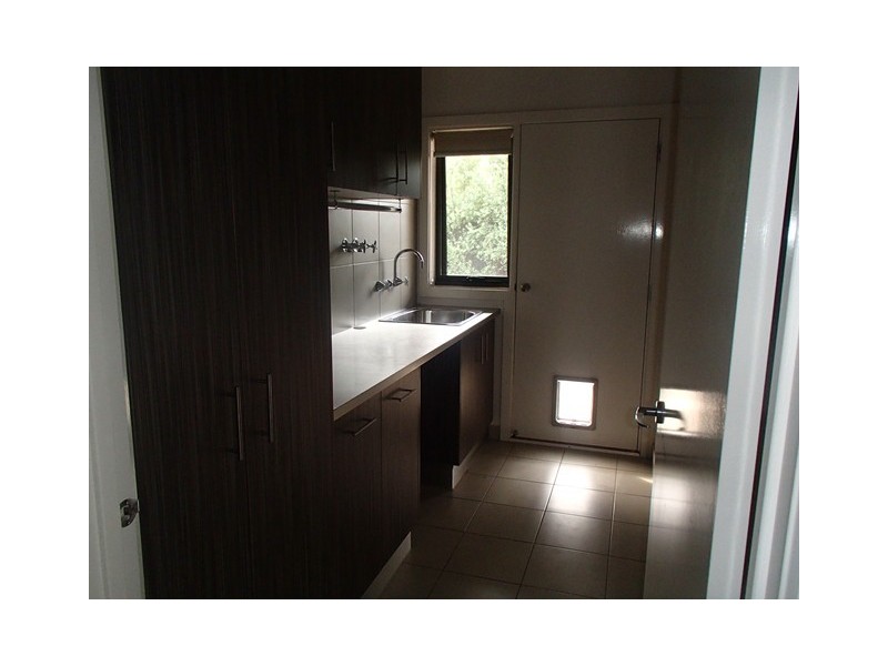 6 Barbara Drive, Lara VIC 3212