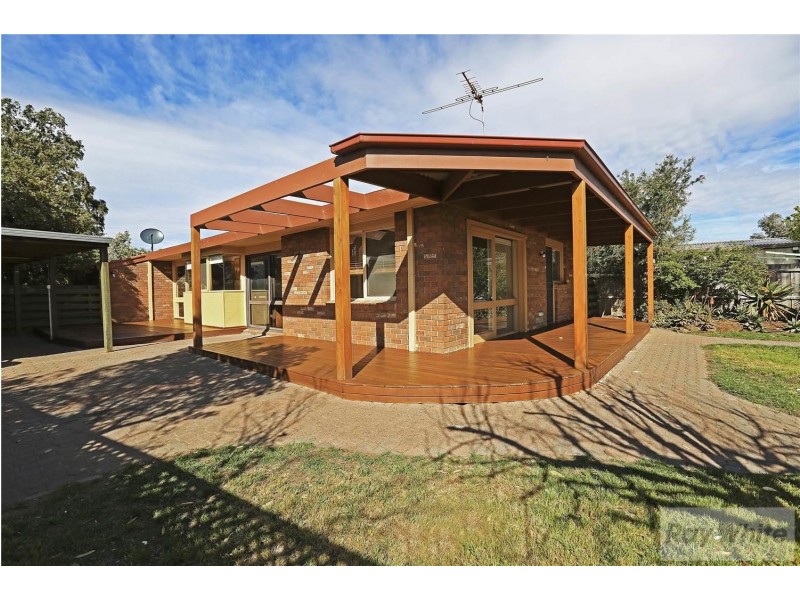 19 Cromwell Drive, Lara VIC 3212