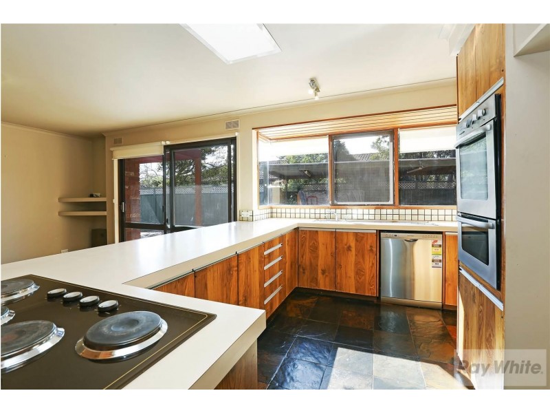 19 Cromwell Drive, Lara VIC 3212