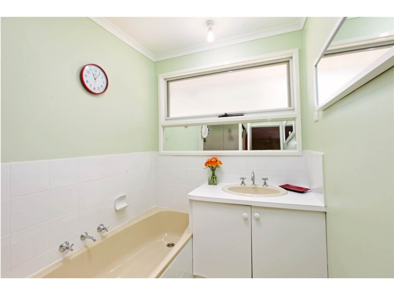 7 Kyema Drive, Lara VIC 3212