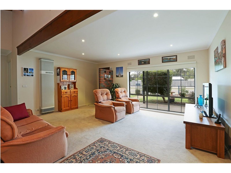 17 Swan Street, Lara VIC 3212