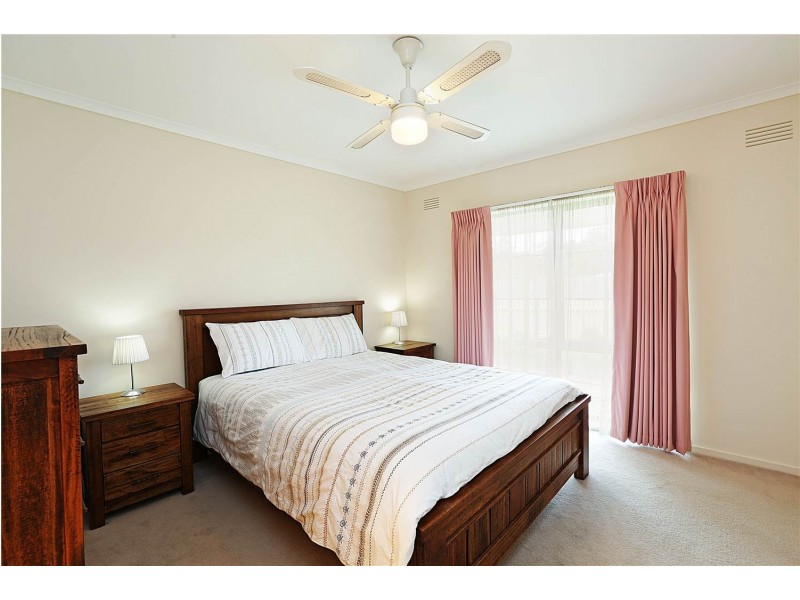 17 Swan Street, Lara VIC 3212