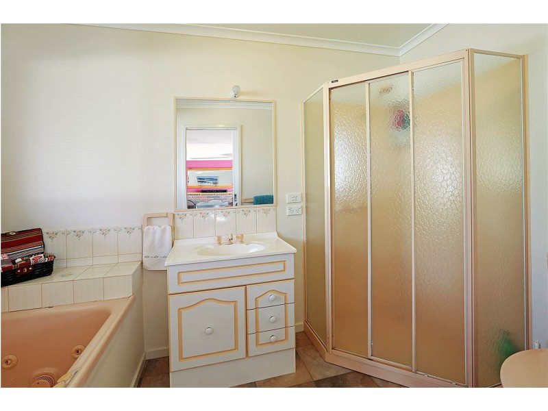 17 Swan Street, Lara VIC 3212