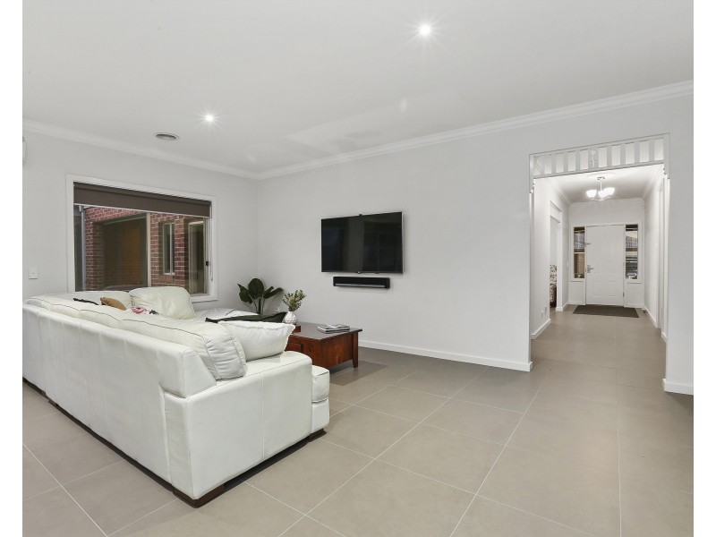 4 Crake Court, Lara VIC 3212