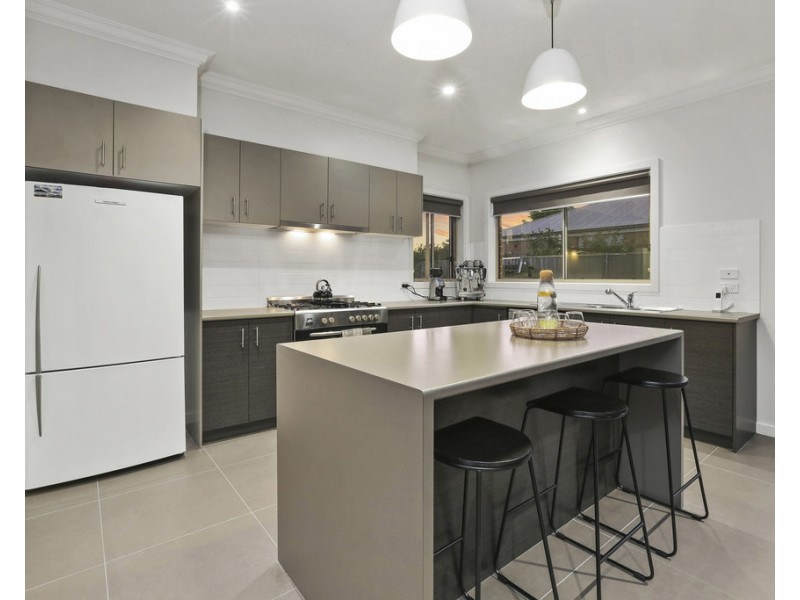 4 Crake Court, Lara VIC 3212