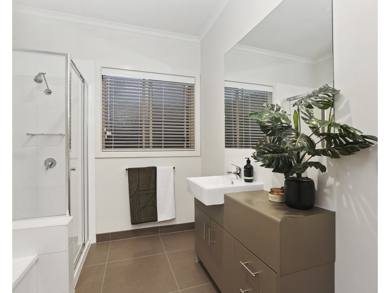 4 Crake Court, Lara VIC 3212