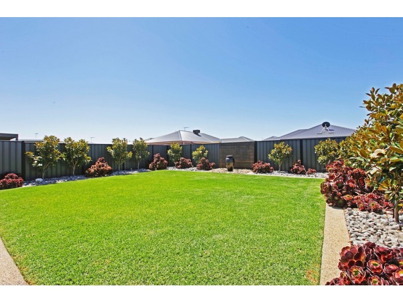 5 Bella Julia Place, Lara VIC 3212