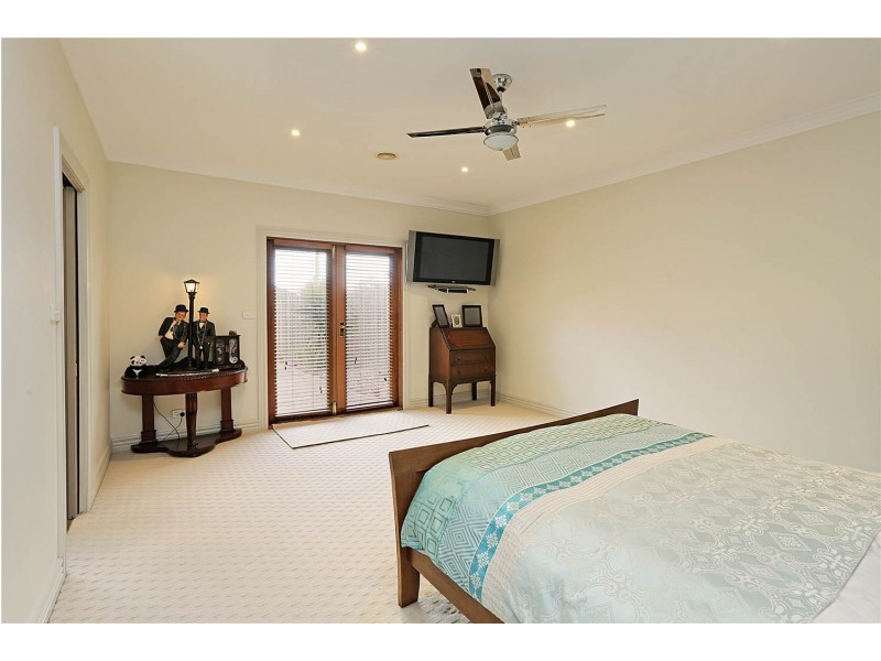 5 Flinders Avenue, Lara VIC 3212