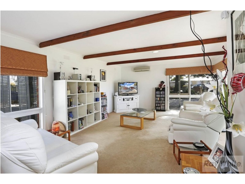 104 Flinders Avenue, Lara VIC 3212