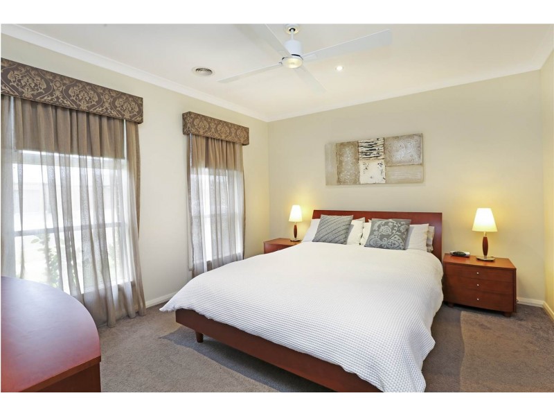 18 Bella Julia Place, Lara VIC 3212