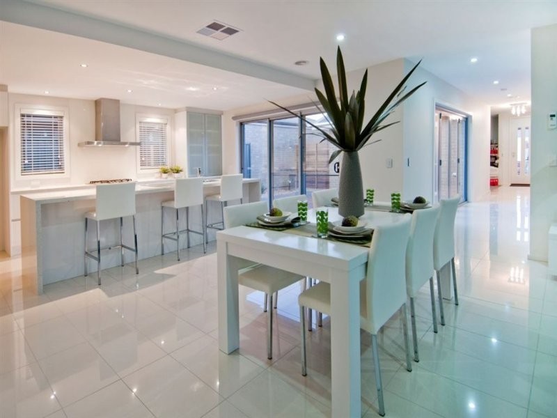 13 Springwater Drive, Lara VIC 3212