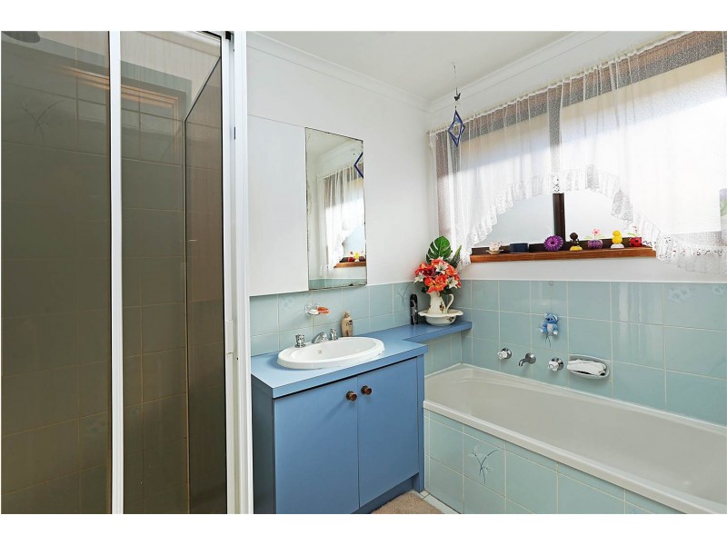 24 Waliki Court, Lara VIC 3212