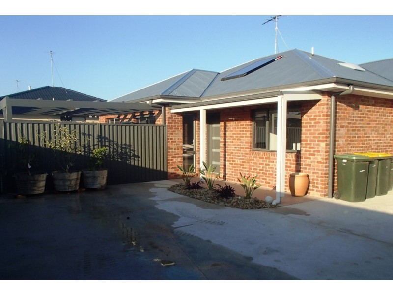 3/8 Curletts Road, Lara VIC 3212