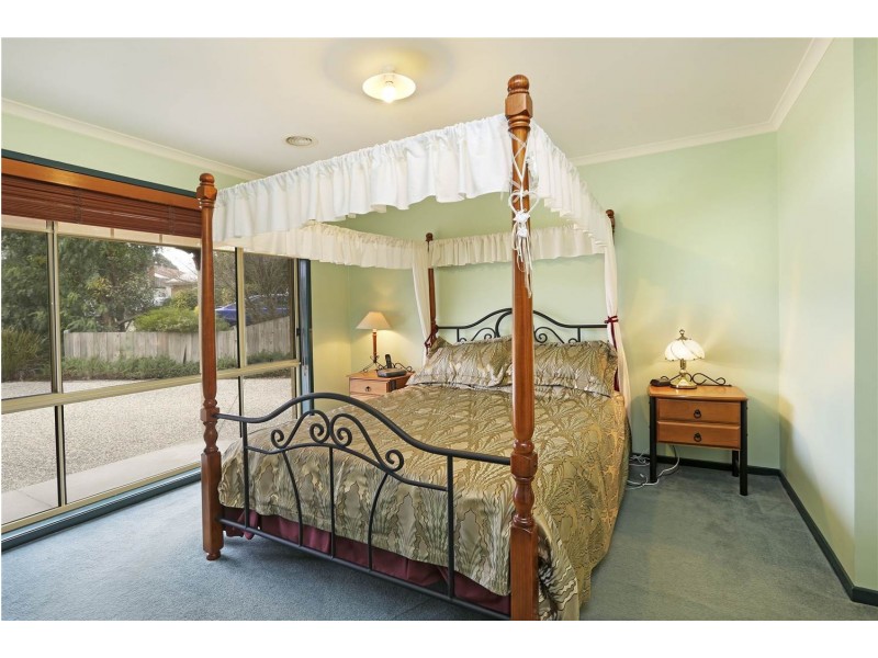 7 Bellchambers Court, Lara VIC 3212