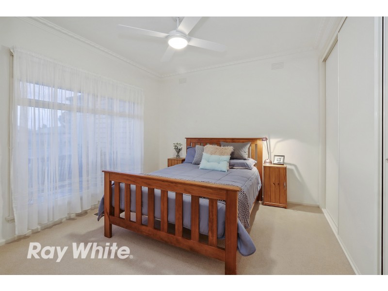 100 Flinders Avenue, Lara VIC 3212