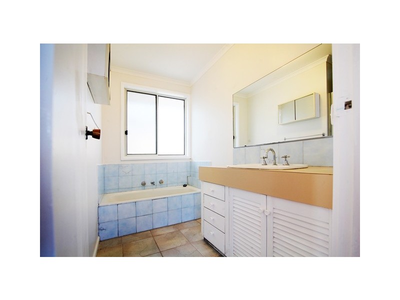 55 Kanooka Drive, Corio VIC 3214