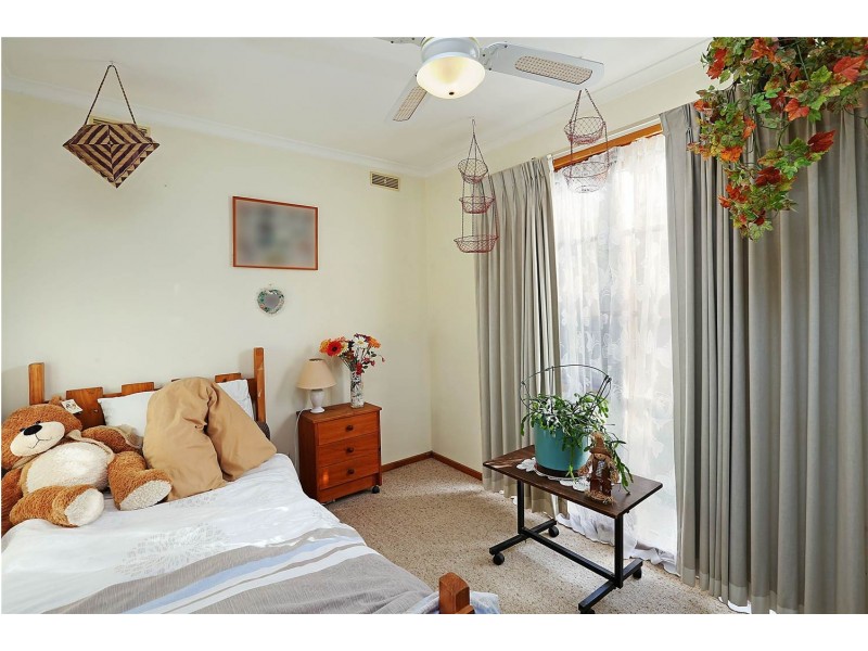 19 Brunel Close, Lara VIC 3212