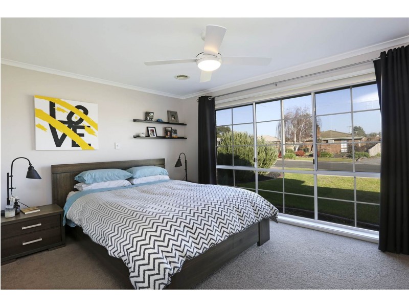 1 Teesdale Court, Lara VIC 3212