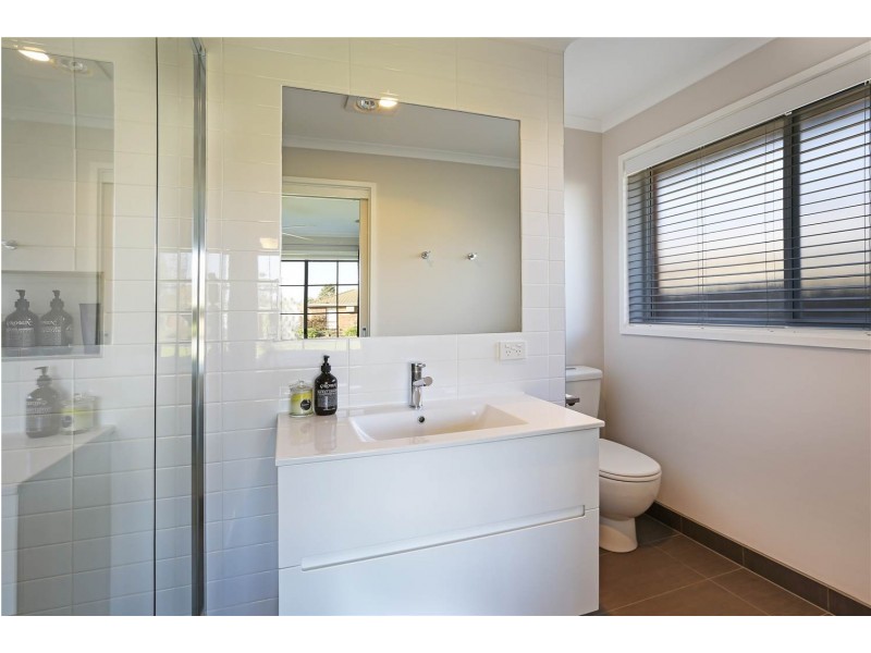 1 Teesdale Court, Lara VIC 3212