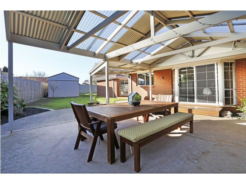 1 Teesdale Court, Lara VIC 3212