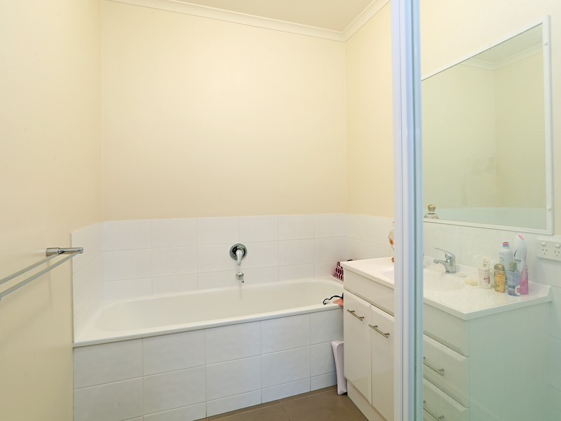 6/31-33 Cranbourne Drive, Corio VIC 3214