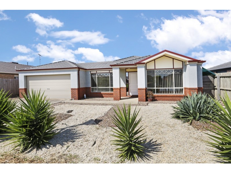 8 Petrea Close, Corio VIC 3214