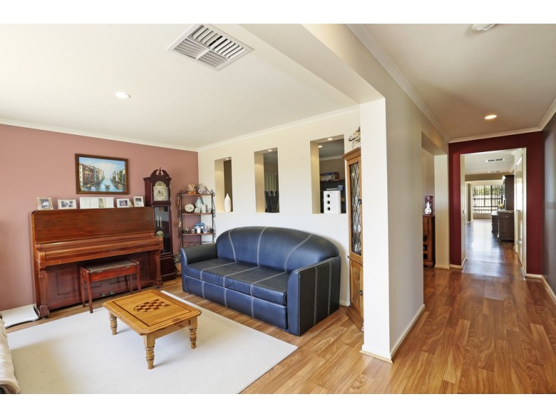 8 Petrea Close, Corio VIC 3214