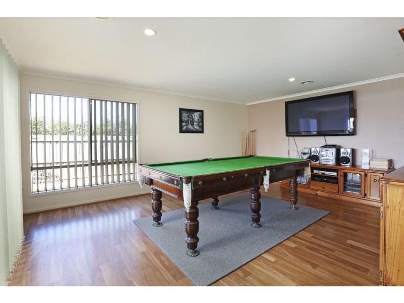 8 Petrea Close, Corio VIC 3214