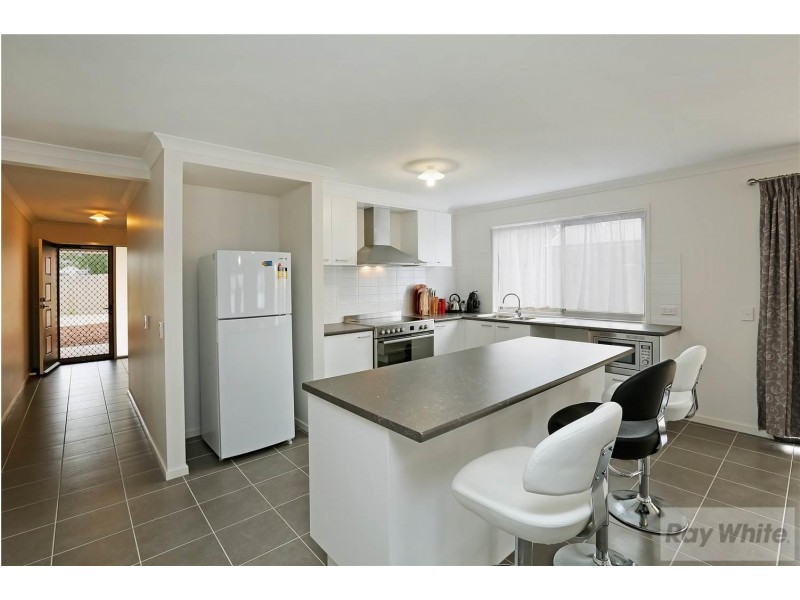 2/47 Forest Road South, Lara VIC 3212