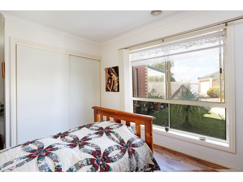 1/7 Bracknell Court, Lara VIC 3212